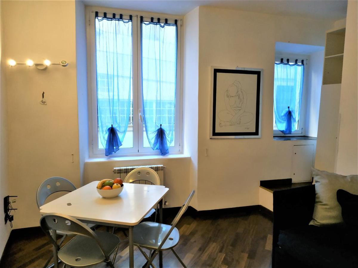 Casaviva - Grazioso Mini-Appartamento Nel Cuore Di Genova Exterior foto